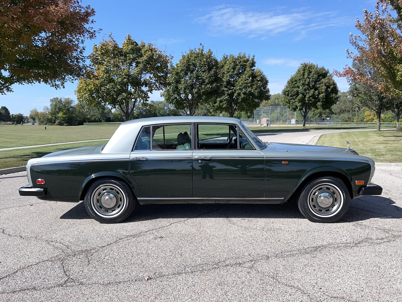 Rolls-Royce-Silver-Shadow-1979-8