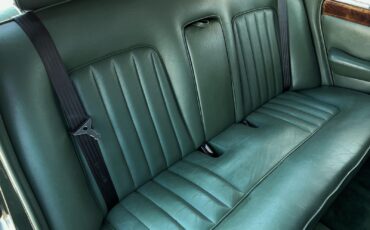 Rolls-Royce-Silver-Shadow-II-1979-17