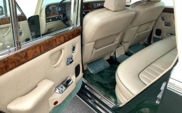 Rolls-Royce-Silver-Shadow-II-1979-Sedan-21