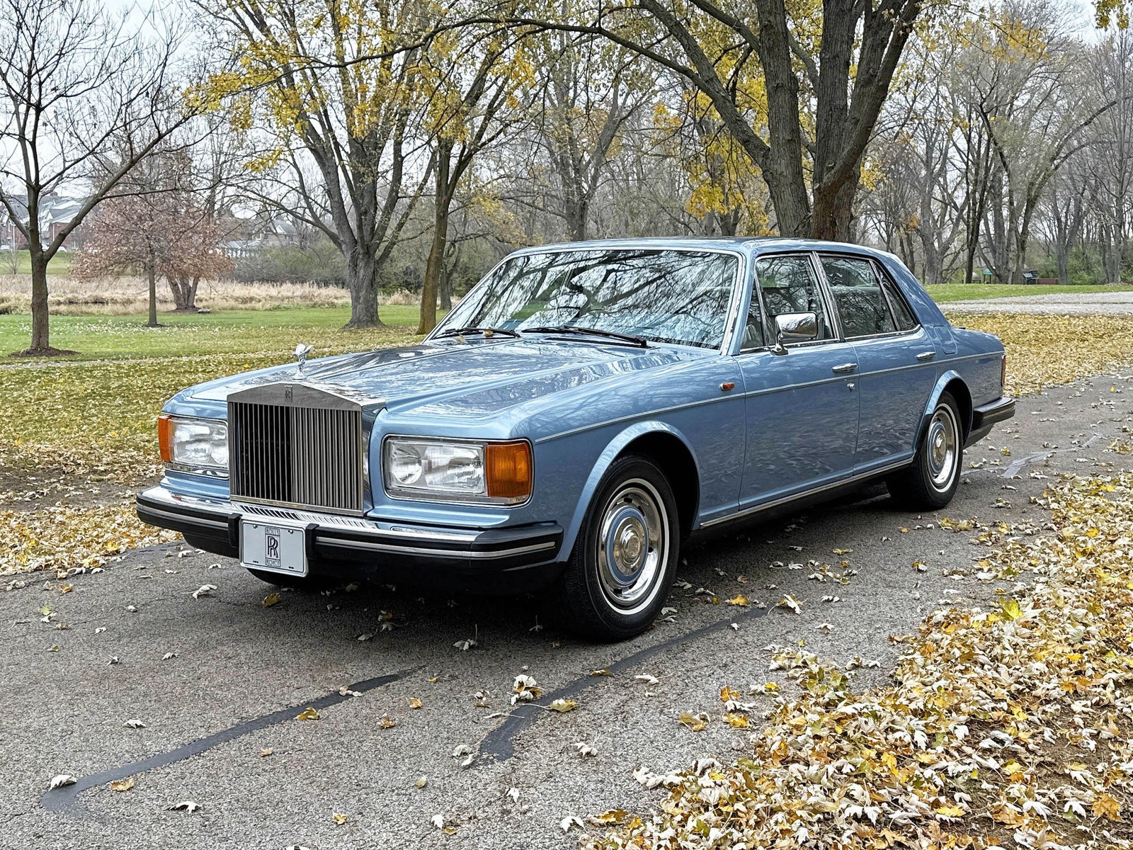 Rolls-Royce-Silver-Spirit-1987-1