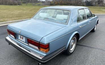 Rolls-Royce-Silver-Spirit-1987-13