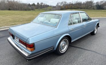 Rolls-Royce-Silver-Spirit-1987-14