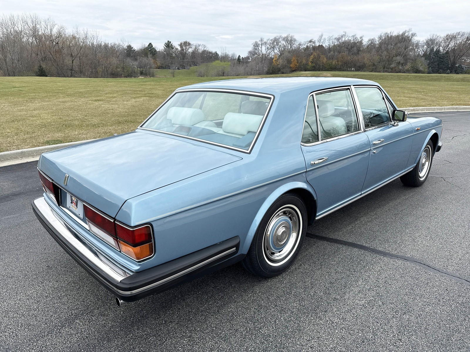 Rolls-Royce-Silver-SpiritSpurDawn-1987-14