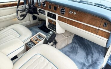 Rolls-Royce-Silver-SpiritSpurDawn-1987-28