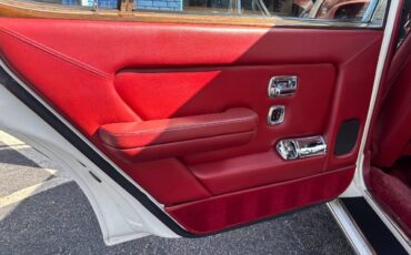 Rolls-Royce-Silver-Spur-1984-Sedan-14