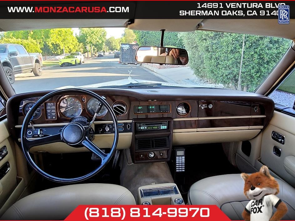 Rolls-Royce-Silver-Spur-1984-Sedan-18