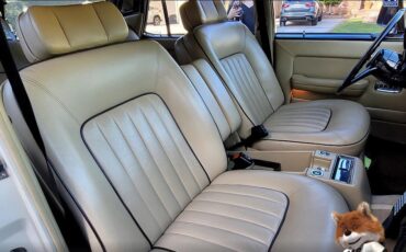 Rolls-Royce-Silver-Spur-1984-Sedan-25