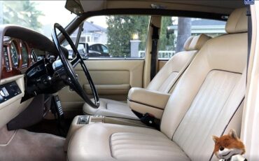 Rolls-Royce-Silver-Spur-1984-Sedan-34