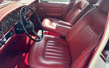 Rolls-Royce-Silver-Spur-1984-Sedan-6