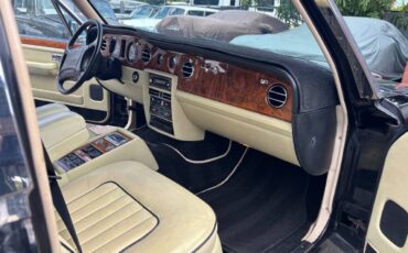 Rolls-Royce-Silver-Spur-1991-Sedan-10