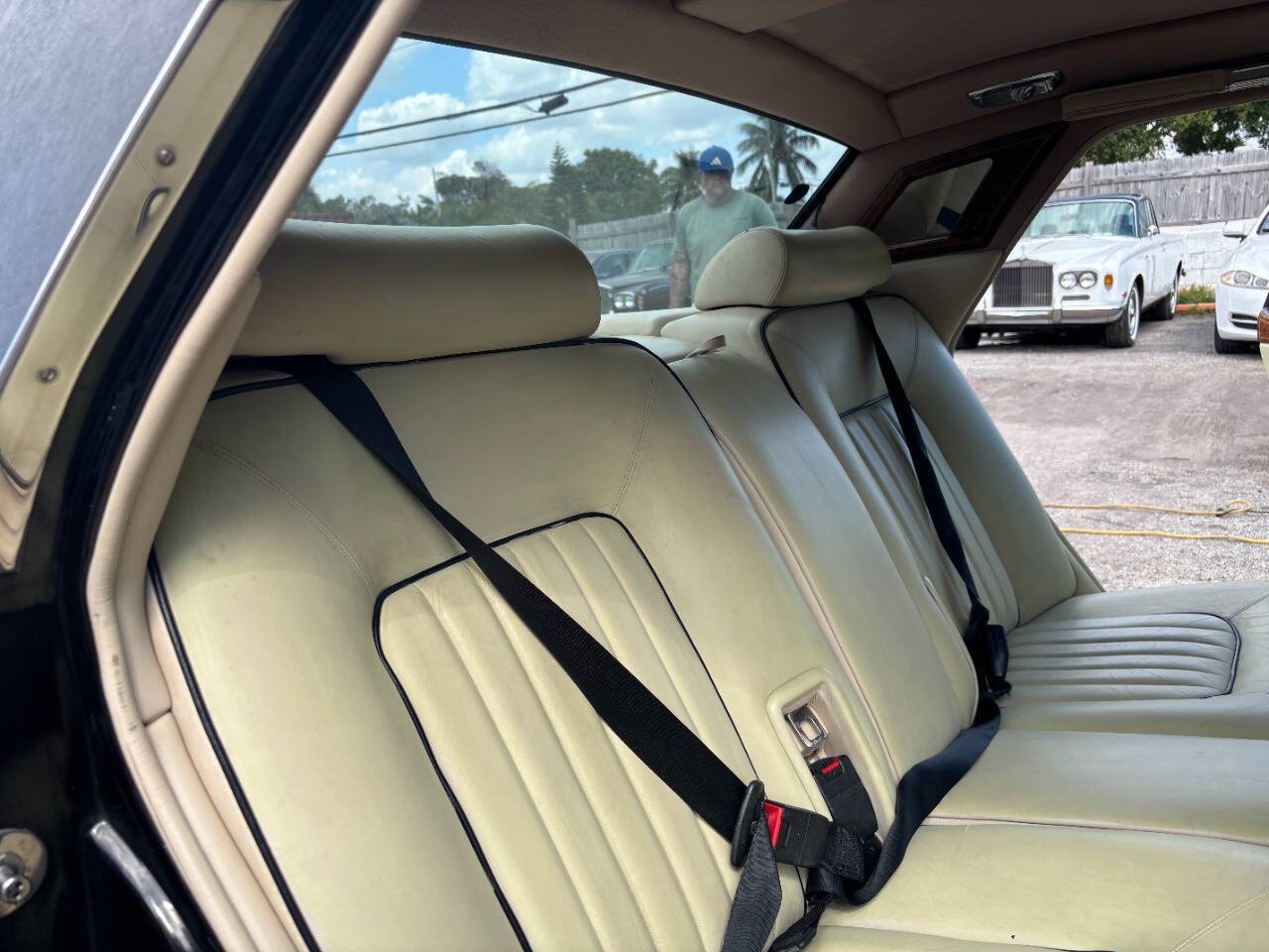 Rolls-Royce-Silver-Spur-1991-Sedan-13