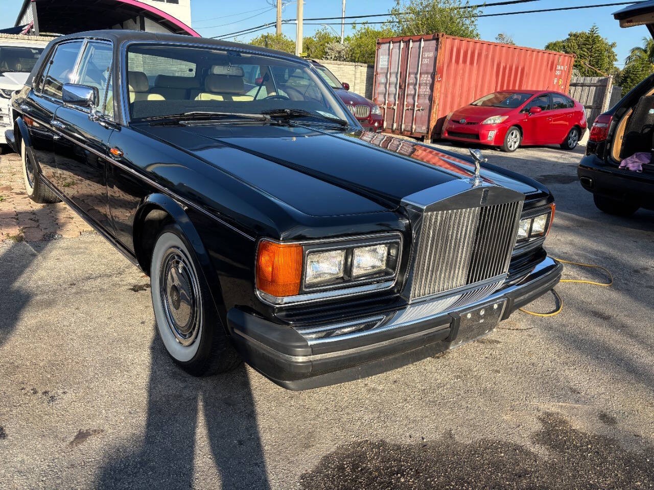 Rolls-Royce-Silver-Spur-1991-Sedan-2