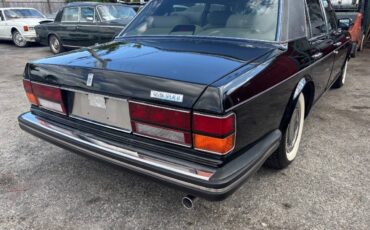 Rolls-Royce-Silver-Spur-1991-Sedan-3