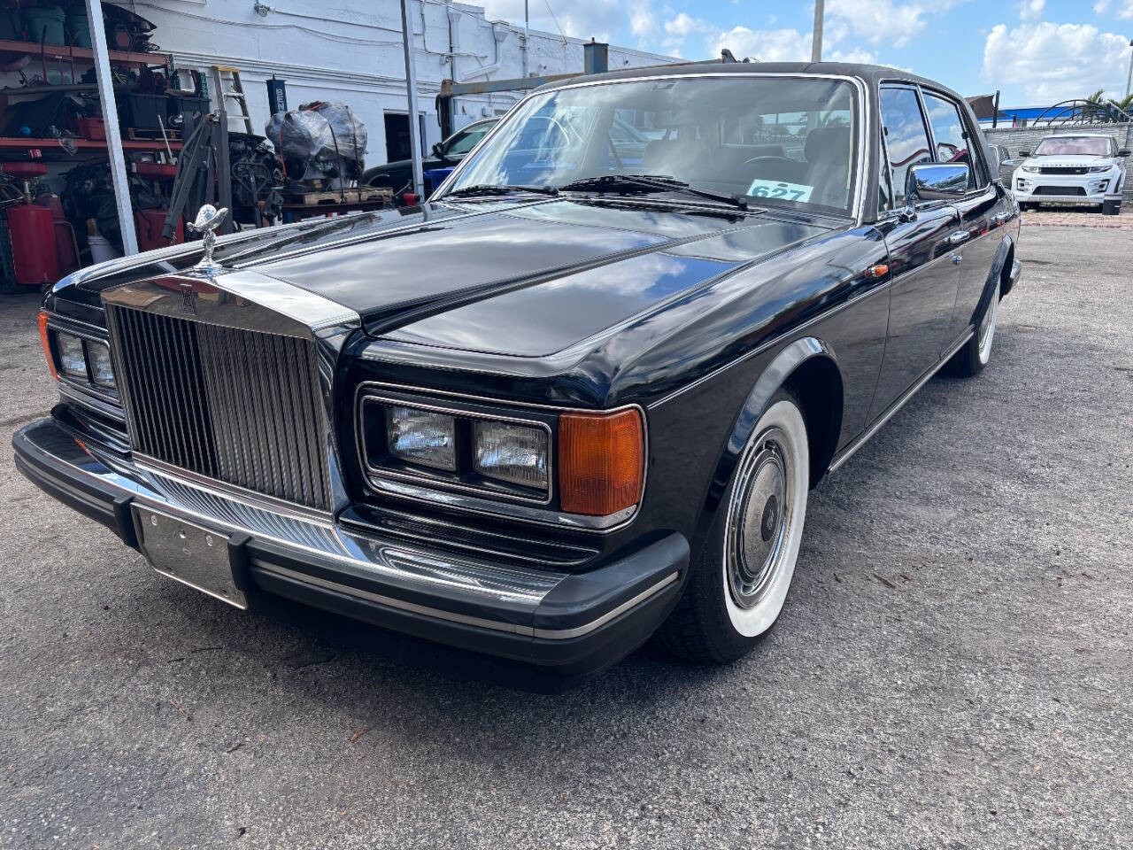 Rolls-Royce-Silver-Spur-1991-Sedan