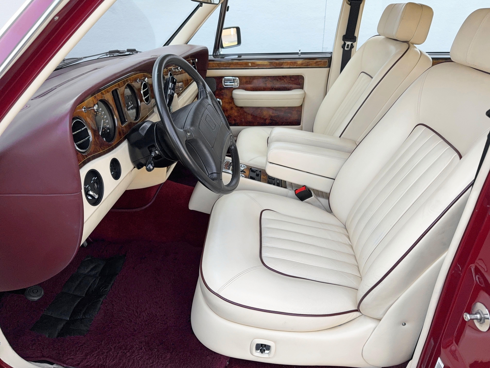 Rolls-Royce-Silver-Spur-II-1990-21