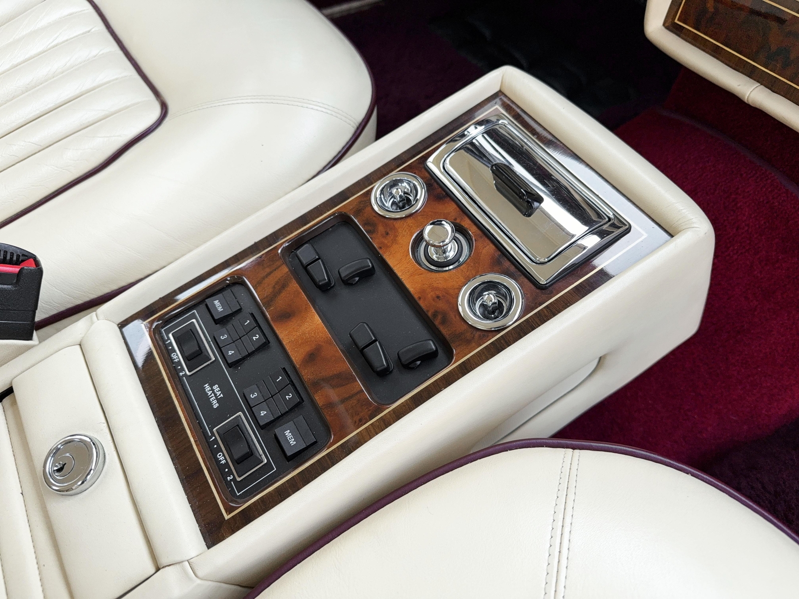 Rolls-Royce-Silver-Spur-II-1990-35