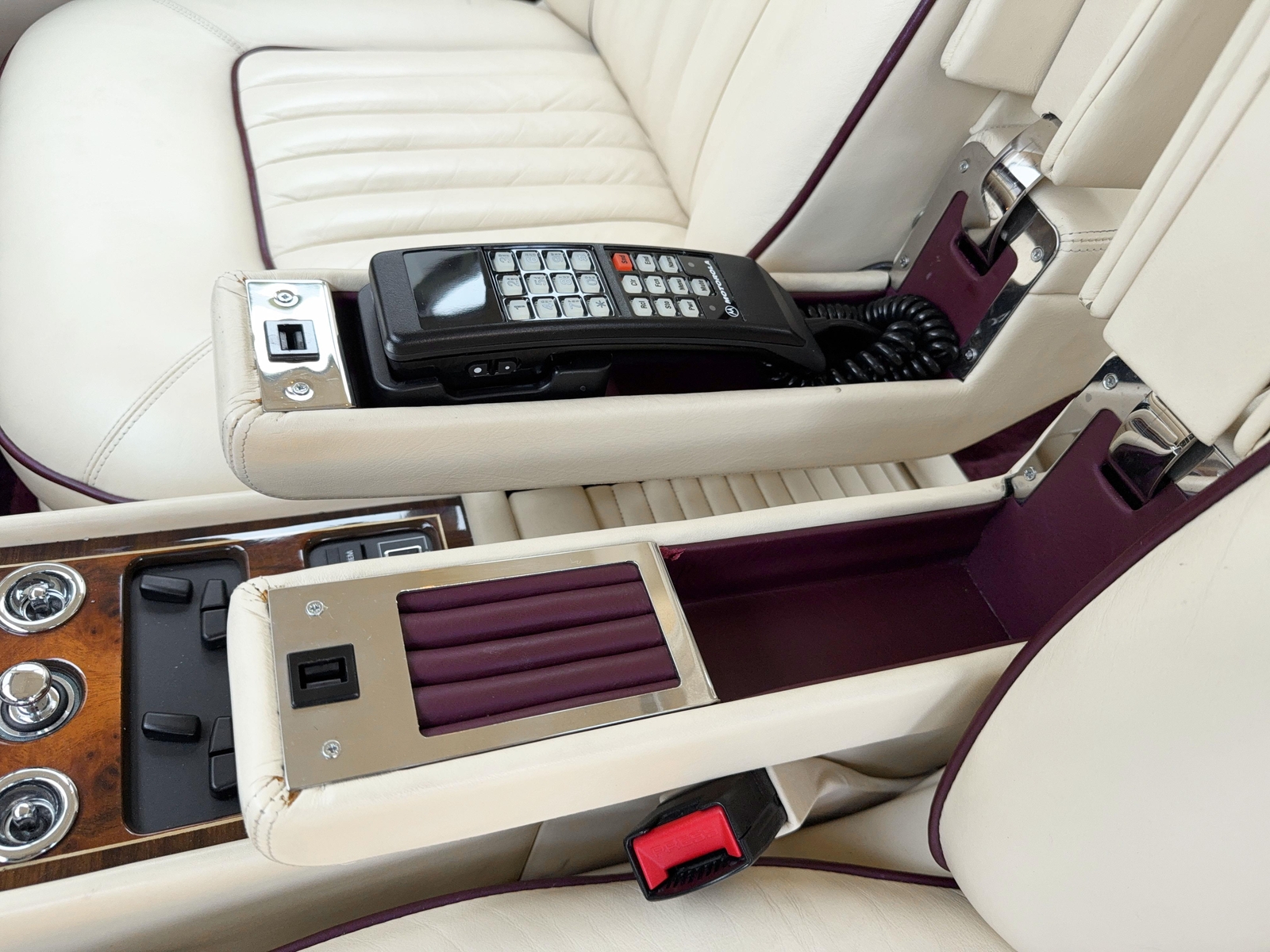 Rolls-Royce-Silver-Spur-II-1990-36