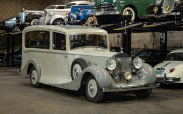 Rolls-Royce-Wraith-1939-Hearse-10