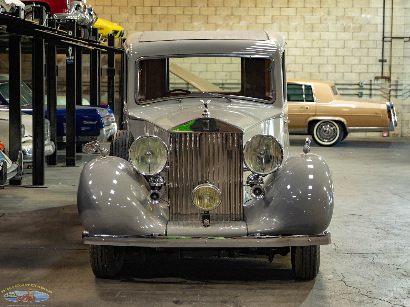 Rolls-Royce-Wraith-1939-Hearse-13
