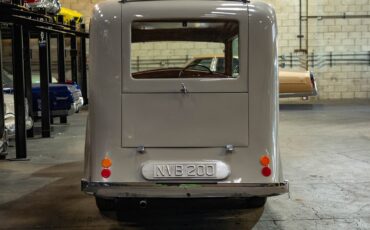 Rolls-Royce-Wraith-1939-Hearse-17