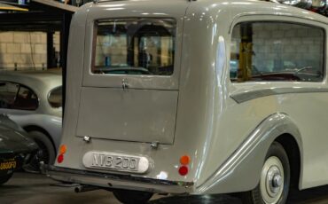 Rolls-Royce-Wraith-1939-Hearse-24