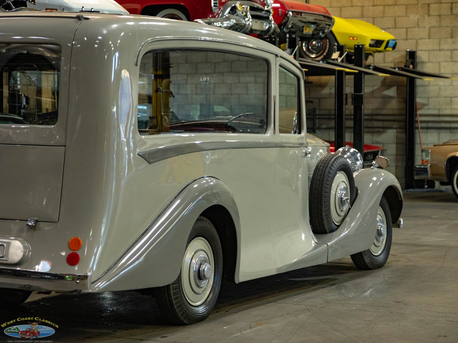 Rolls-Royce-Wraith-1939-Hearse-25