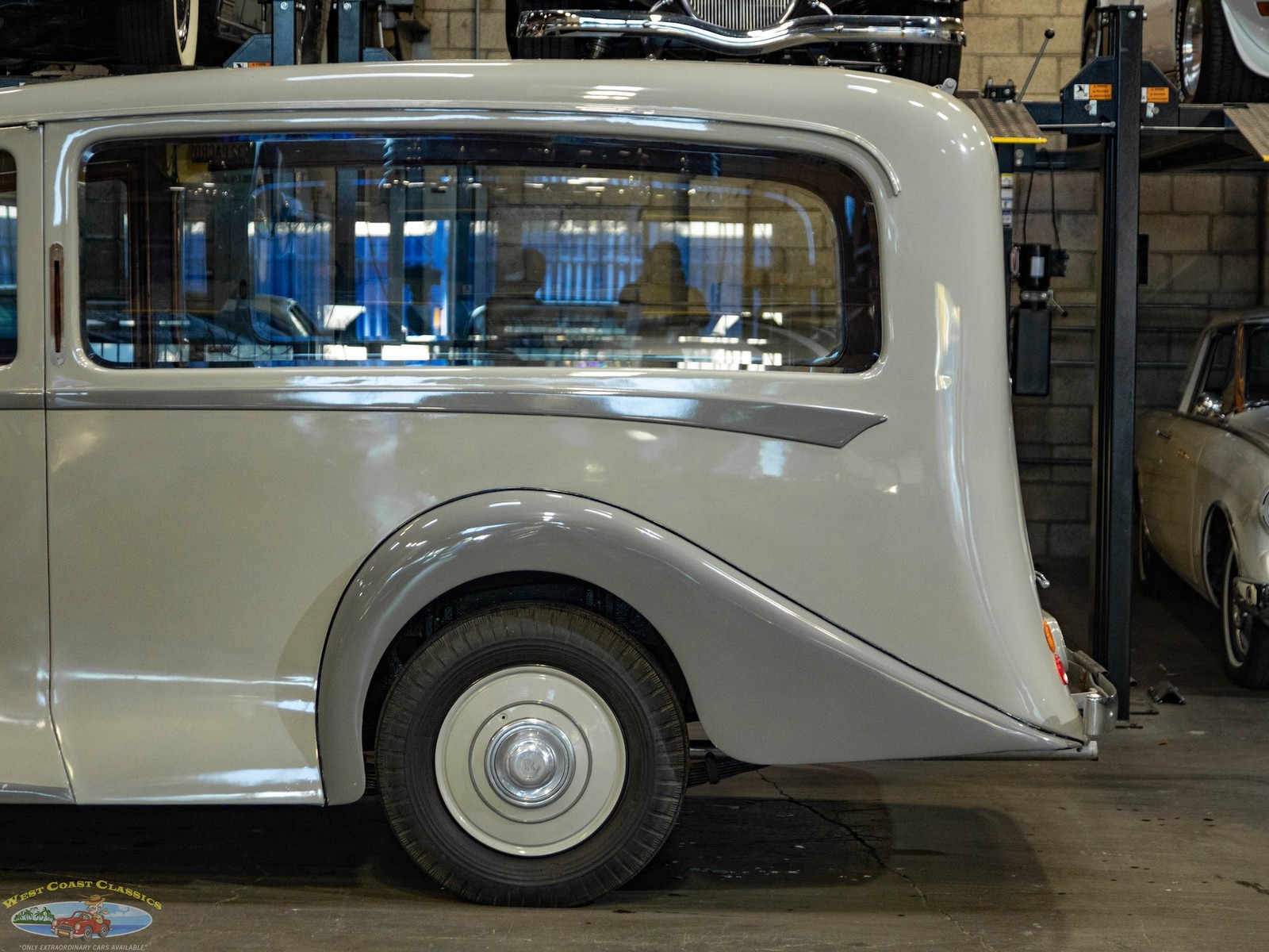 Rolls-Royce-Wraith-1939-Hearse-7
