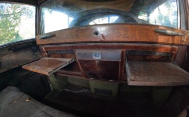 Rolls-Royce-Wraith-1947-Limousine-24