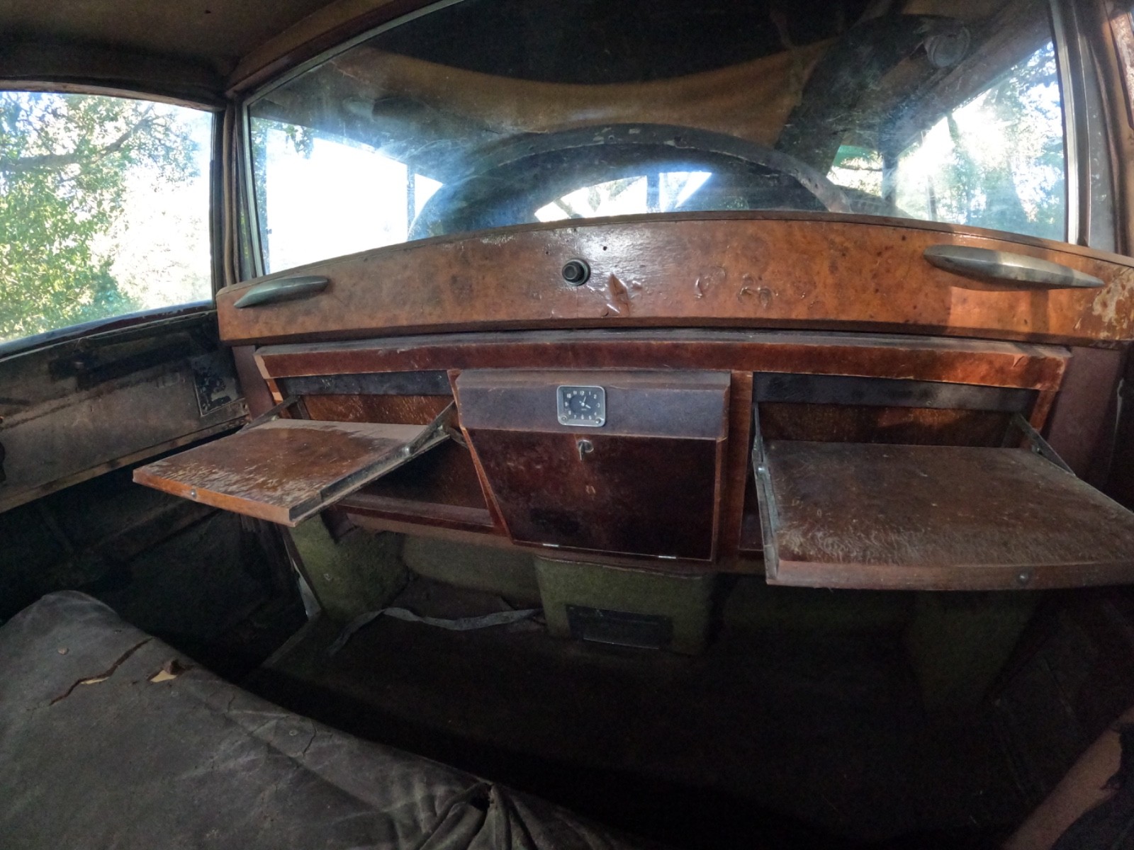 Rolls-Royce-Wraith-1947-Limousine-24