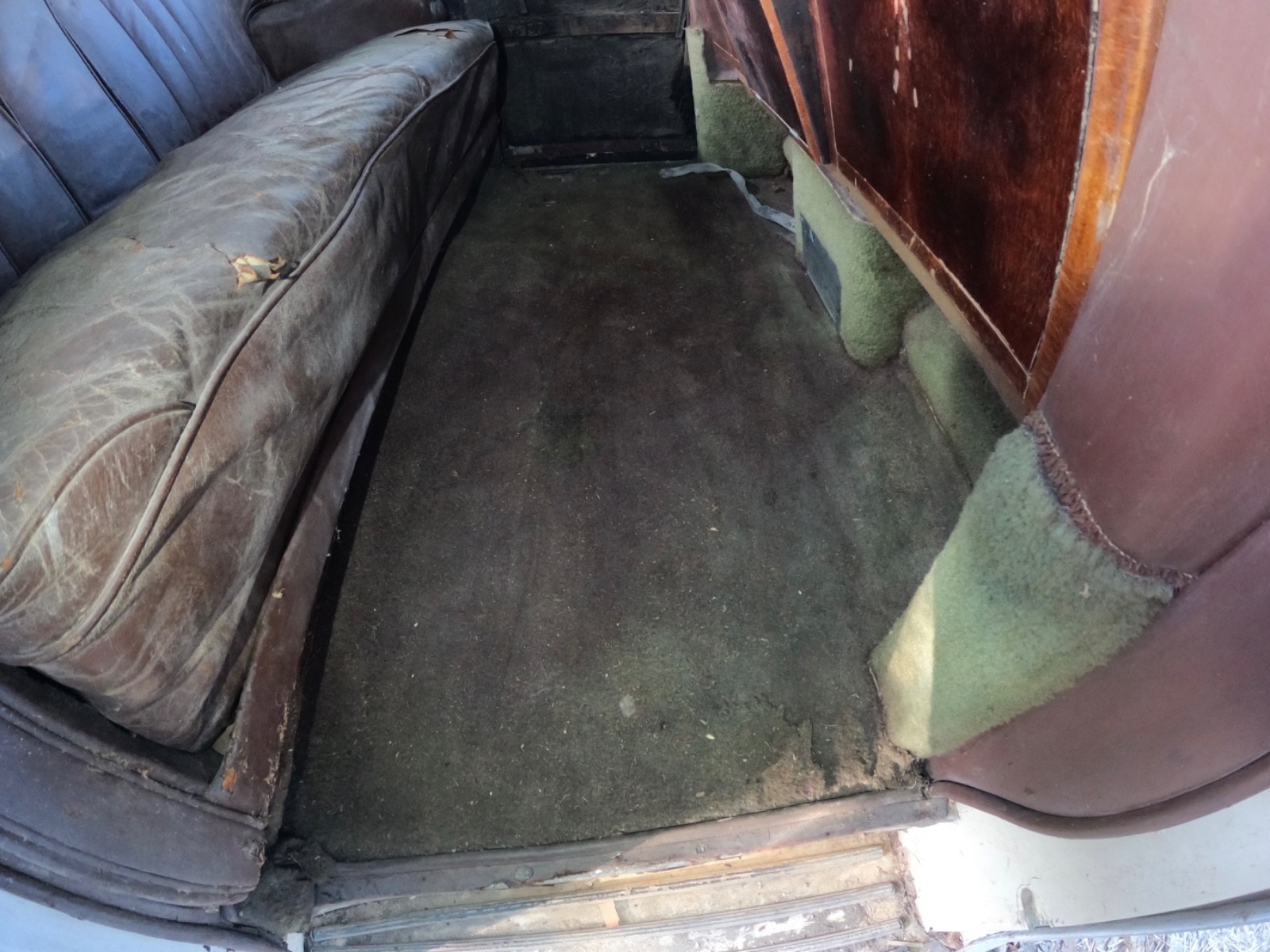 Rolls-Royce-Wraith-1947-Limousine-25