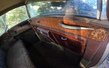 Rolls-Royce-Wraith-1947-Limousine-4