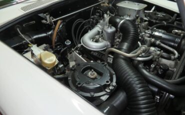 Rolls-royce-1974-white-11