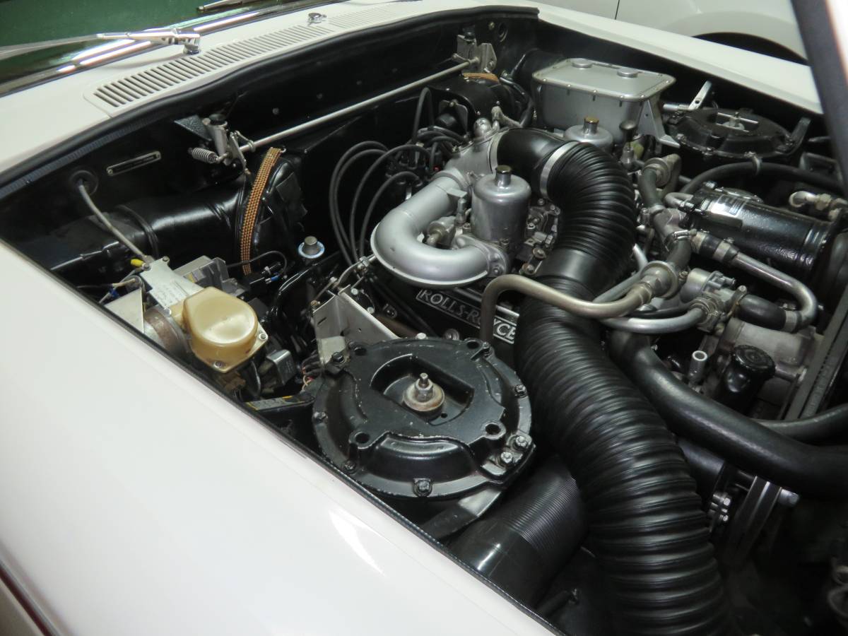 Rolls-royce-1974-white-11