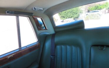 Rolls-royce-1974-white-8