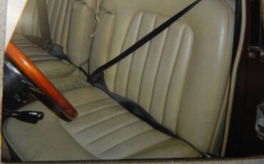 Rolls-royce-1975-red-1