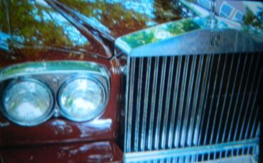 Rolls-royce-1975-red-11