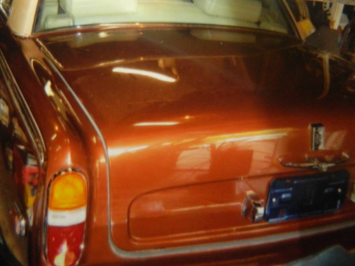 Rolls-royce-1975-red-12