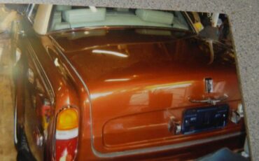 Rolls-royce-1975-red-13