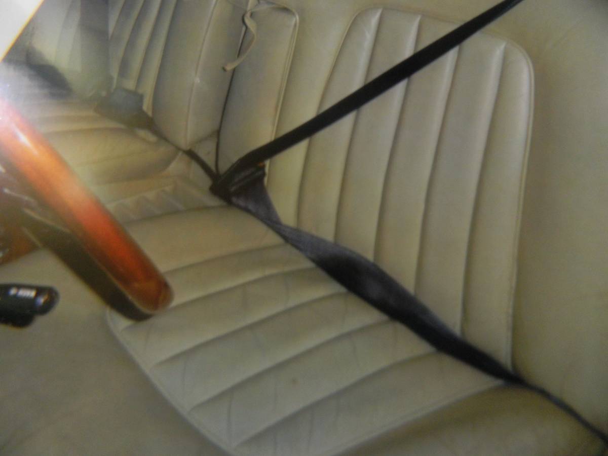 Rolls-royce-1975-red-14