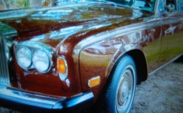 Rolls-royce-1975-red-8