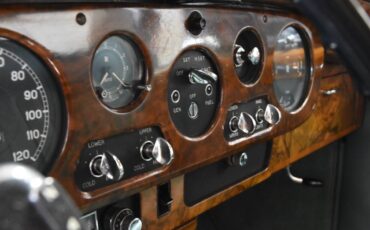 Rolls-royce-silver-cloud-iii-sedan-1964-custom-11