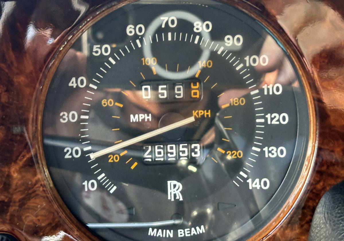 Rolls-royce-silver-shadow-1972-blue-16