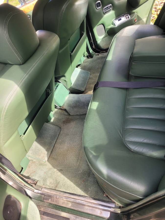 Rolls-royce-silver-shadow-1979-green-11