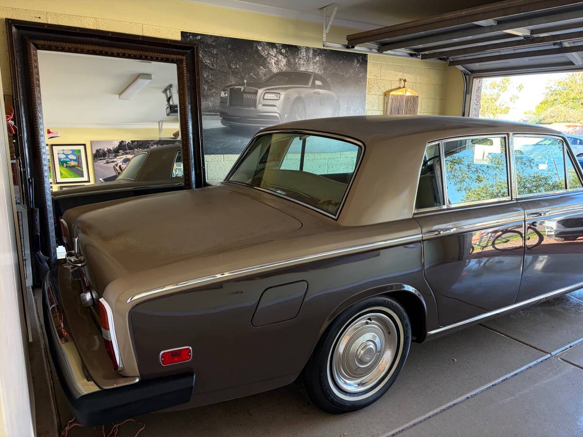 Rolls-royce-silvershadow-1973-16