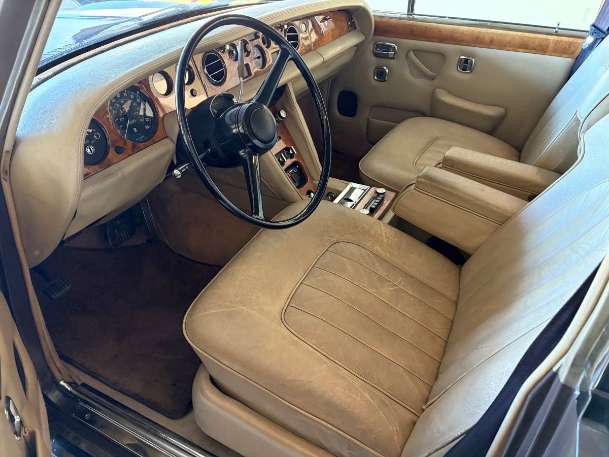 Rolls-royce-silvershadow-1973-2