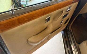 Rolls-royce-silvershadow-1973-8