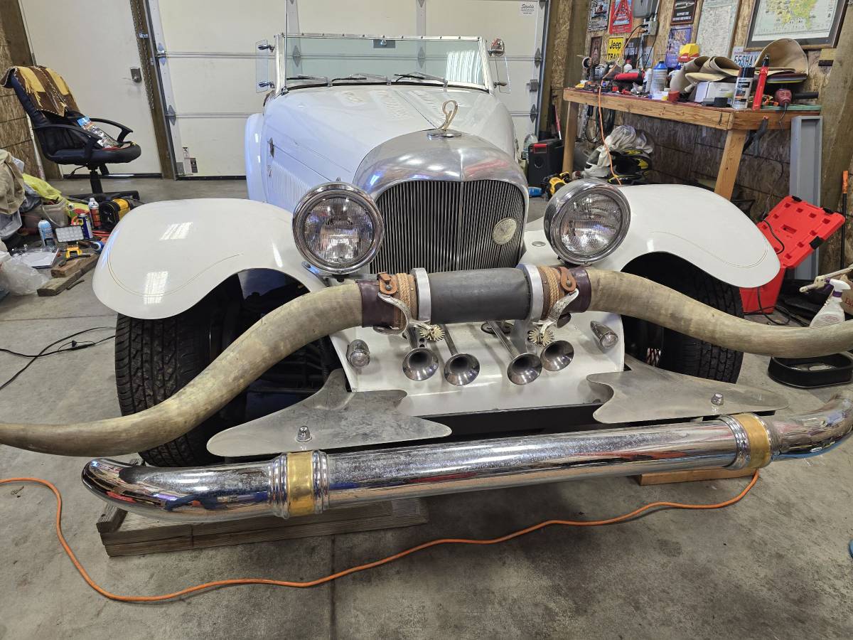 Rvia-sunrise-special-1980-white-12