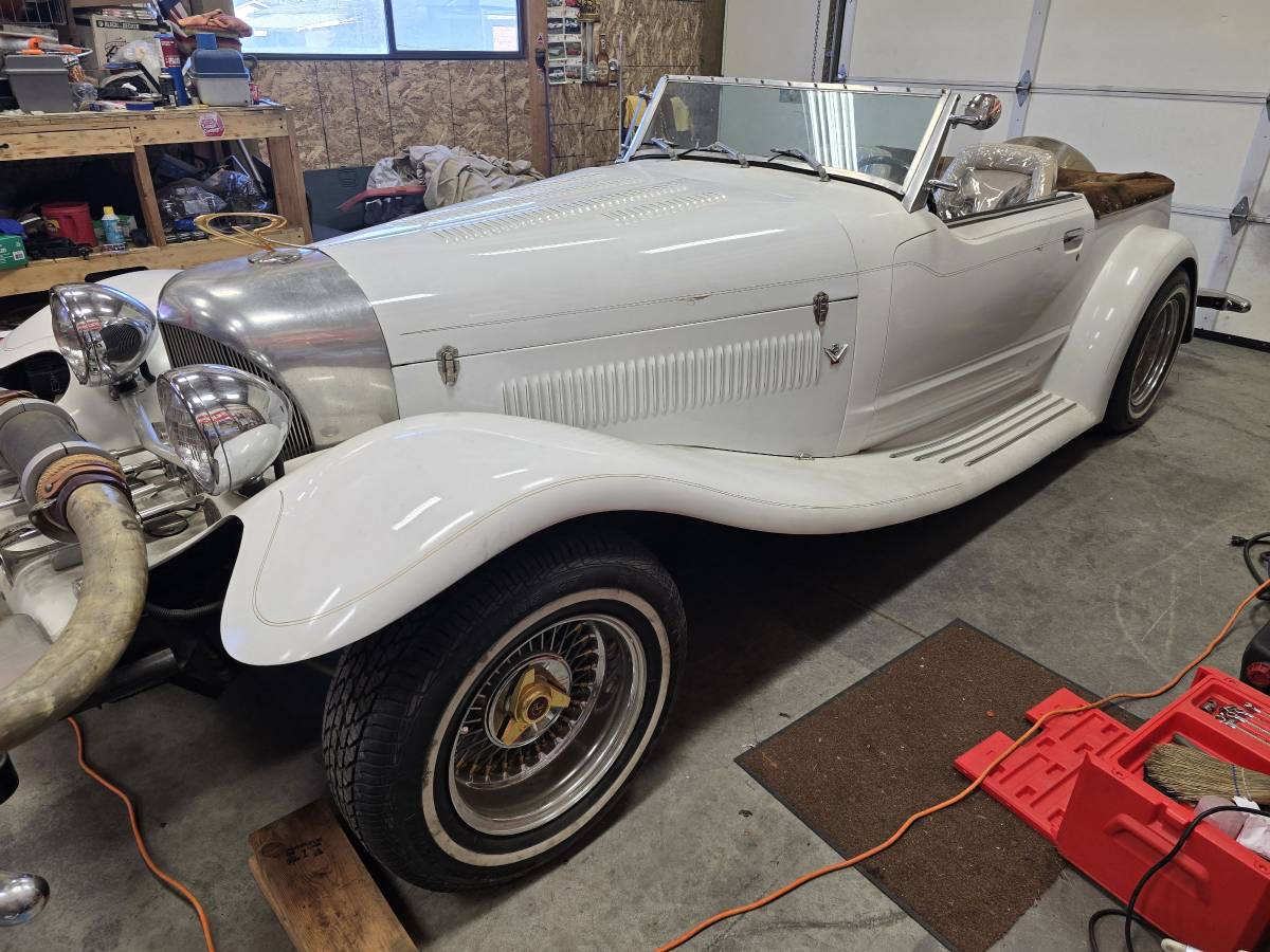 Rvia-sunrise-special-1980-white-14