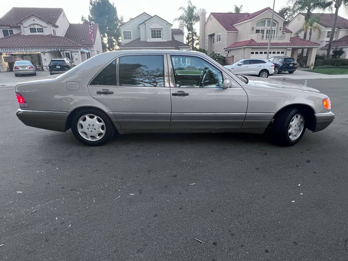 S320-mercedes-1996-10