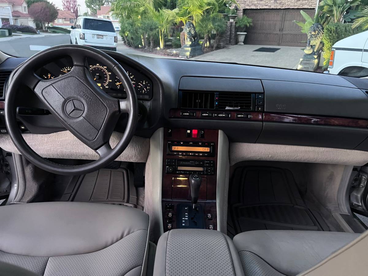 S320-mercedes-1996-19